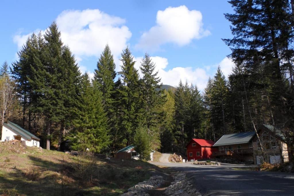 Hall Creek Cabin Пакууд Екстериор снимка