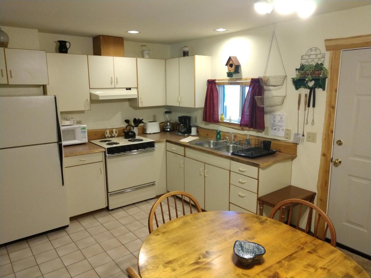 Hall Creek Cabin Пакууд Екстериор снимка